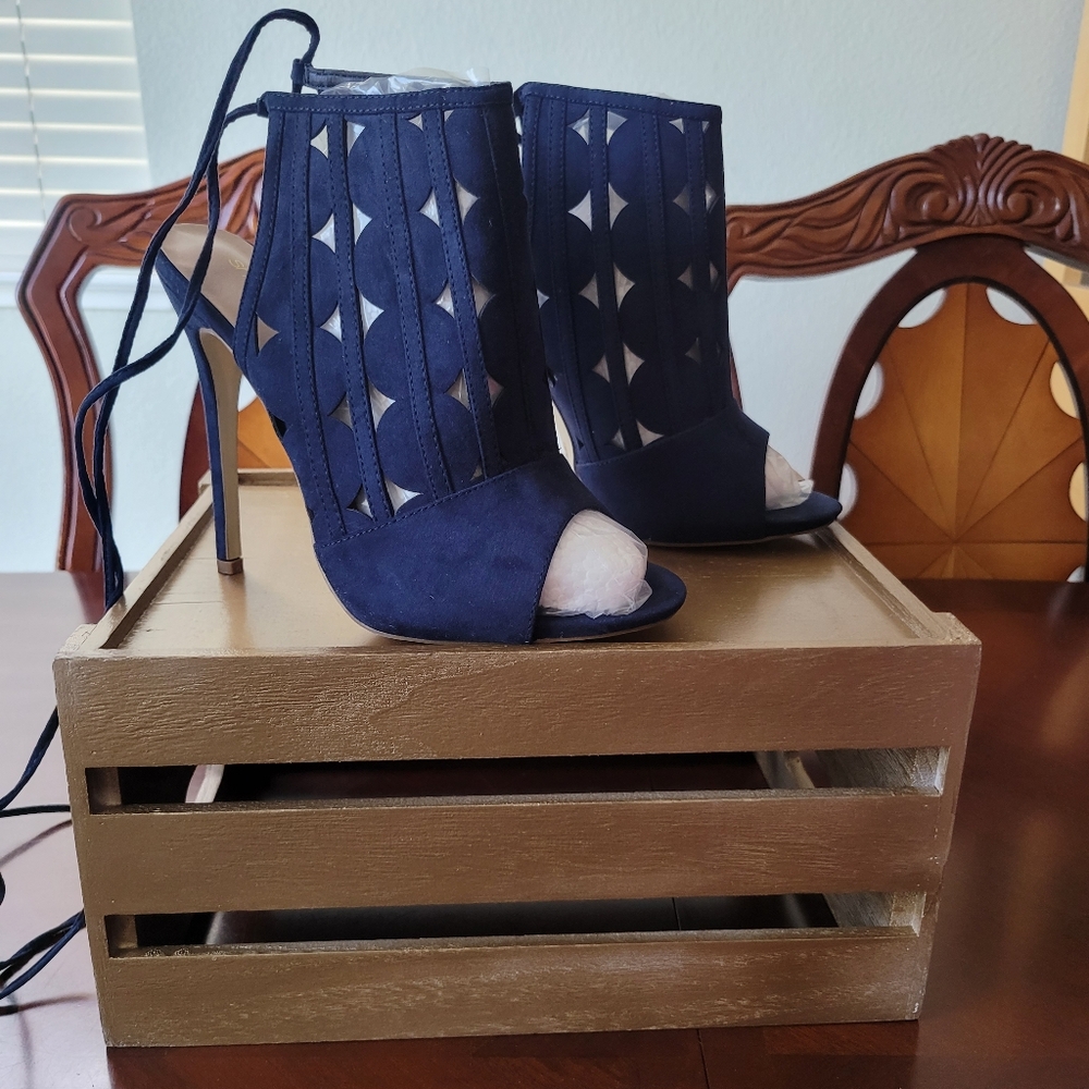 Shoe Dazzle RACHEL